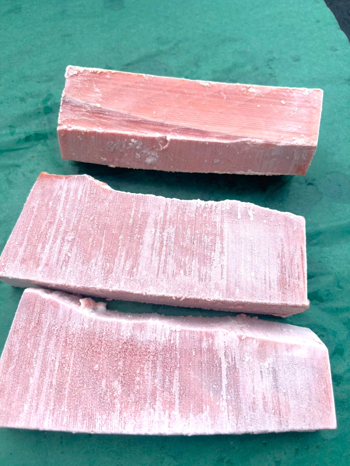 冷凍目鉢マグロ(大西洋)柵取りＣ　3柵